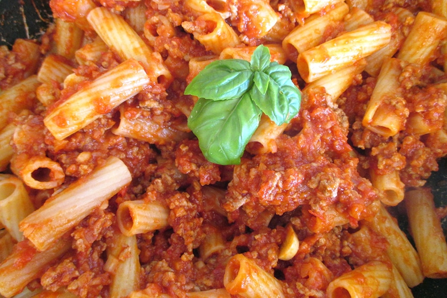rigatoni bolognese con lenticchie