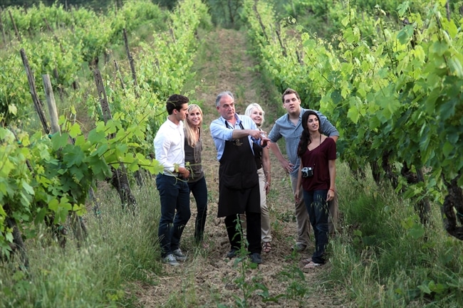 tour in vineyard