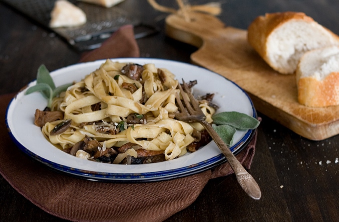 Pasta with mushrooms