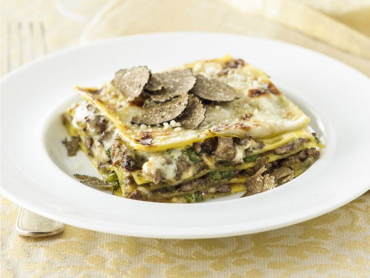 Lasagna with chicken liver ragu and black truffle