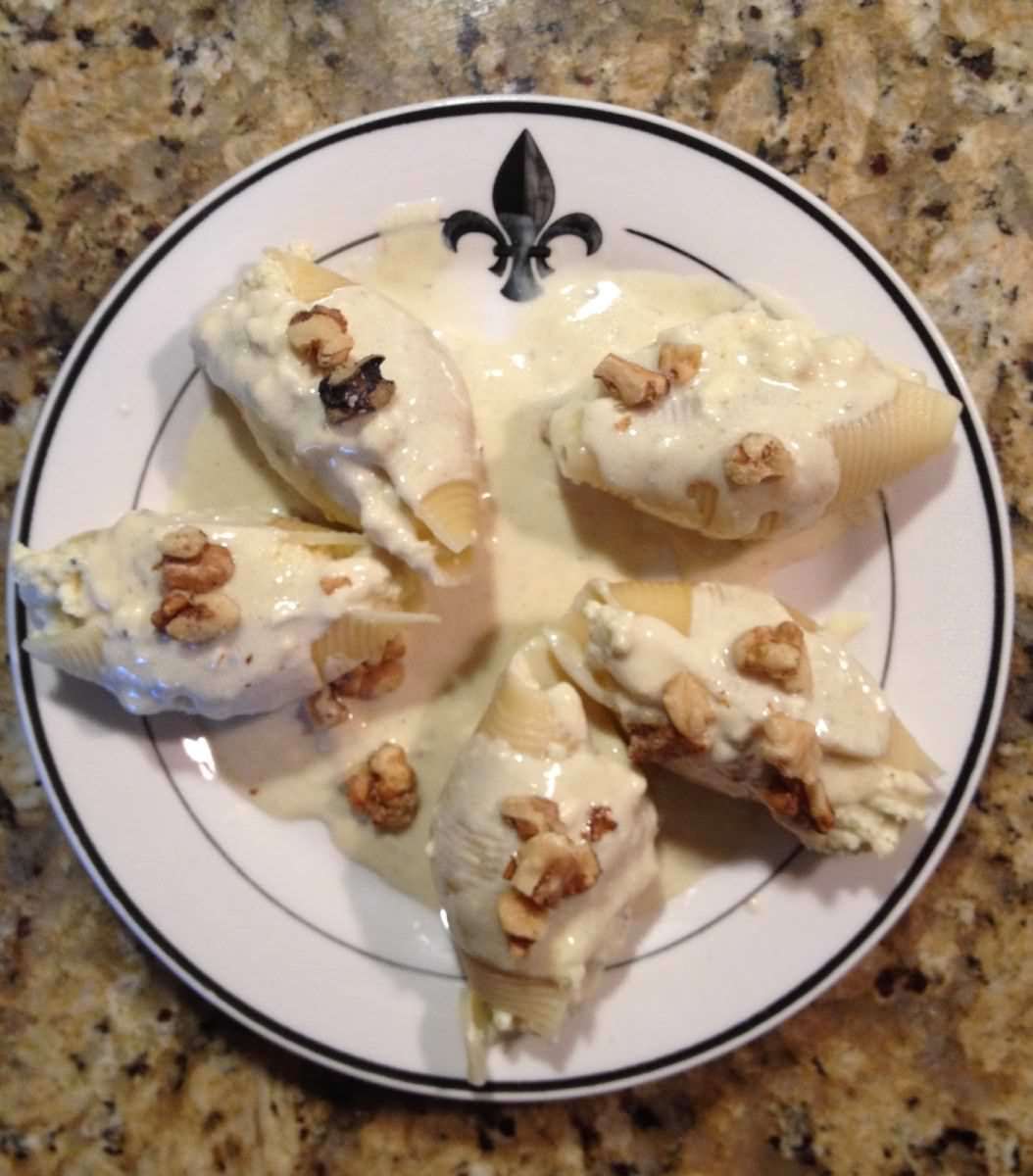 stuffed shells gorgonzola pear