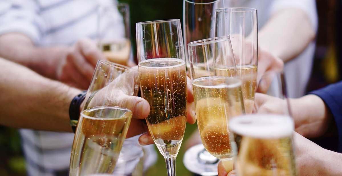cheers sparkling wine