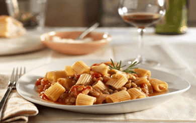 Rigatoni al sugo di lenticchie
