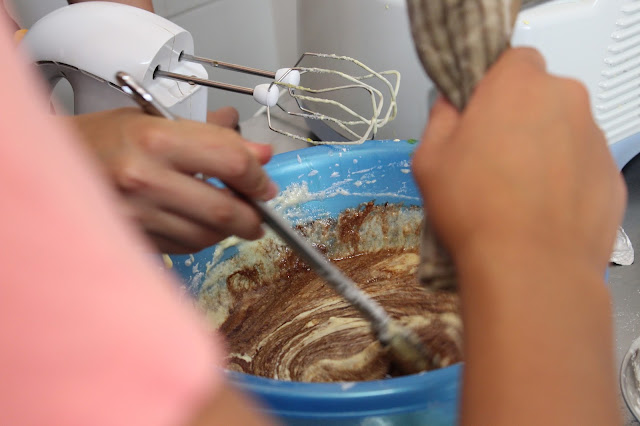 Folding the batter together