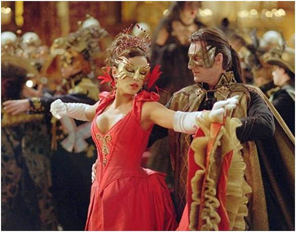Dancers in costume at the Venice masquerade ball