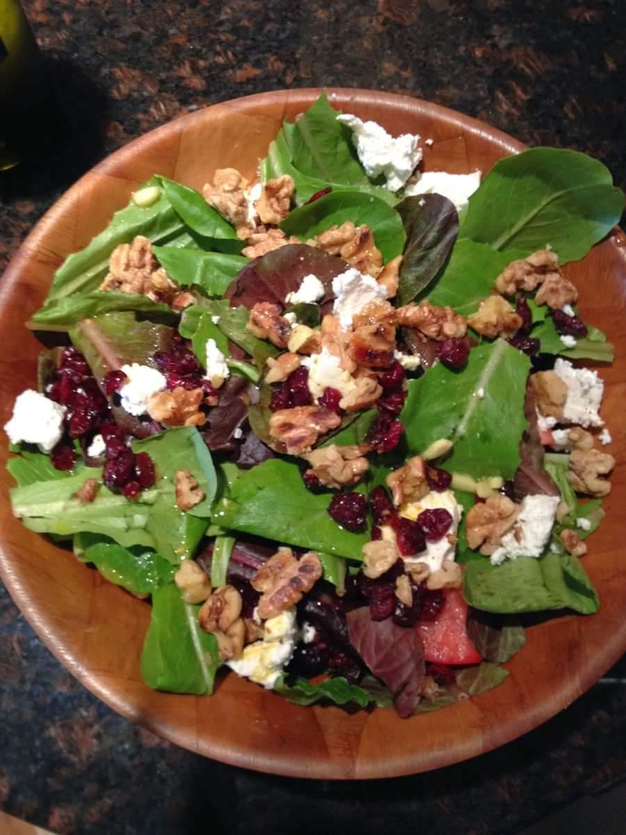 spinach vinaigrette goat cheese cranberries walnuts