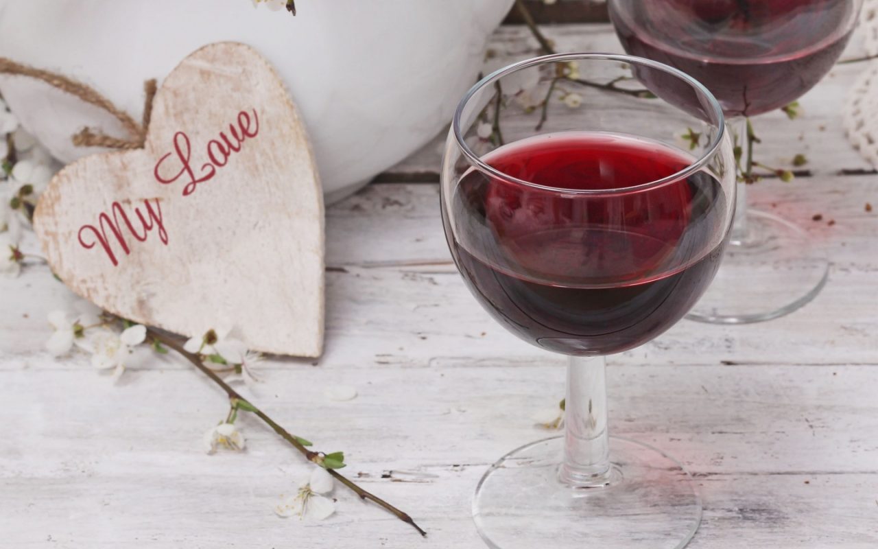 Cinque modi di dire &#8220;ti amo&#8221; e due bicchieri di vino